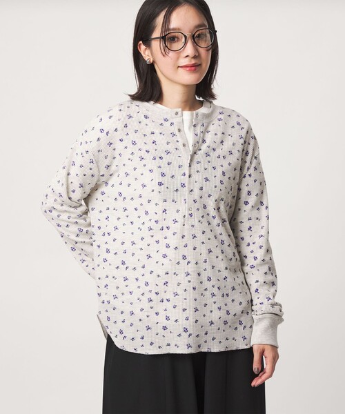 green label relaxing（グリーンレーベルリラクシング）の「【WEB限定】＜at ease＞ワッフル ヘンリーネック  フラワープリント カットソー（Tシャツ/カットソー・レディース・その他2/その他1・FREE）」の3枚目の写真