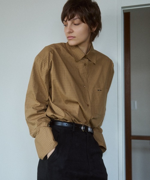 VION（ヴィオン）の「チェックショルダーパデッドシャツ / Check Shoulder Padded Shirt（シャツ/ブラウス・レディース・ホワイト/ベージュ・FREE）」の14枚目の写真