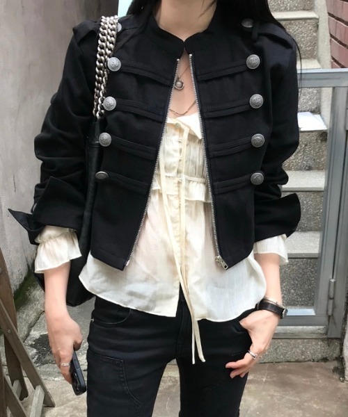 FLINEA(フリネア)の「スタンドカラーショートワークジャケット(カバーオール・レディース・ブラック/ベージュ/カーキ・FREE)」の1枚目の写真