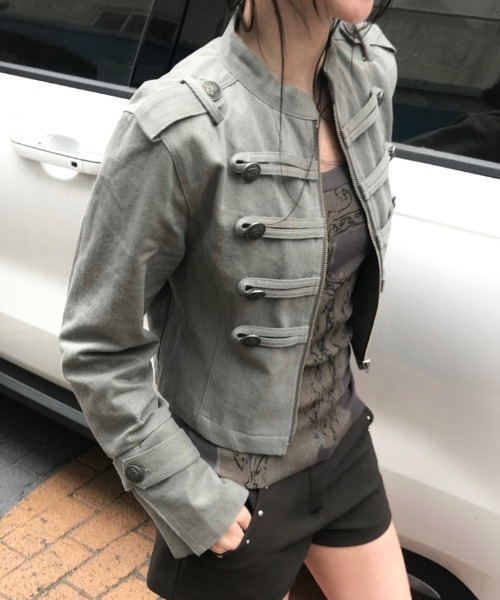 FLINEA(フリネア)の「スタンドカラーショートワークジャケット(カバーオール・レディース・ブラック/ベージュ/カーキ・FREE)」の22枚目の写真