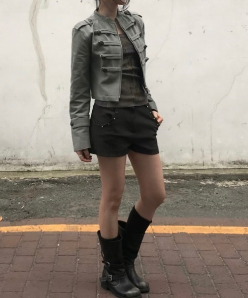 FLINEA(フリネア)の「スタンドカラーショートワークジャケット(カバーオール・レディース・ブラック/ベージュ/カーキ・FREE)」の6枚目の写真