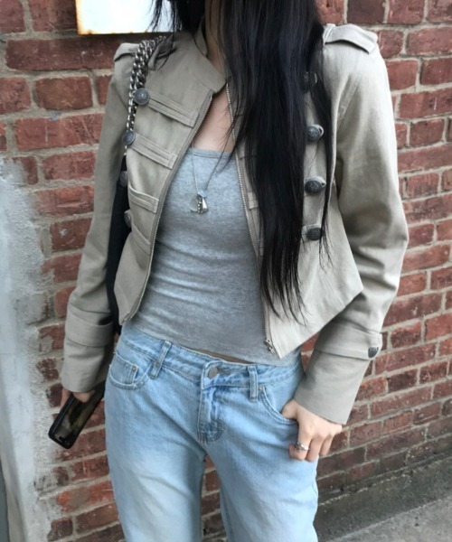 FLINEA(フリネア)の「スタンドカラーショートワークジャケット(カバーオール・レディース・ブラック/ベージュ/カーキ・FREE)」の20枚目の写真