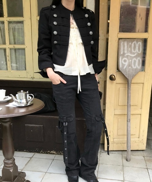 FLINEA(フリネア)の「スタンドカラーショートワークジャケット(カバーオール・レディース・ブラック/ベージュ/カーキ・FREE)」の11枚目の写真