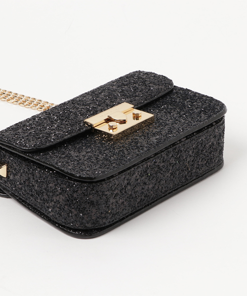 CHARLES & KEITH（チャールズ & キース）の「グリッターチェーン