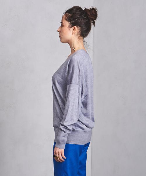 UNITEDARROWS・Vネック バックボリューム ニット・ベージュ UNITED ARROWS（ユナイテッドアローズ）の「○UBCB Vネック バック