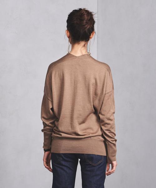 UNITEDARROWS・Vネック バックボリューム ニット・ベージュ UNITED ARROWS（ユナイテッドアローズ）の「○UBCB Vネック バック