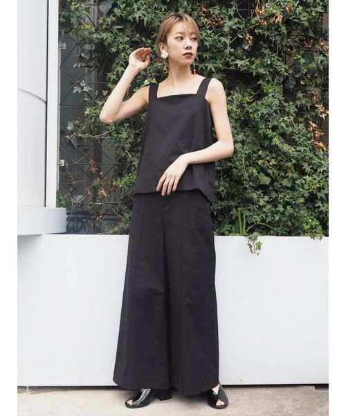 MURUA(ムルーア)の「3Wayサロペット(サロペット/オーバーオール・レディース・オレンジ/カーキ/ブラック・1/2)」の2枚目の写真