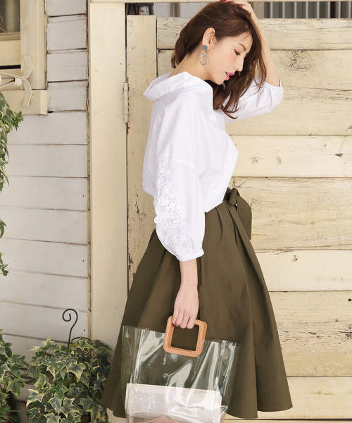 REAL CUBE（リアルキューブ）の「REAL CUBE ラウンドレーススリーブスキッパーシャツ（シャツ/ブラウス・レディース・ダークネイビー/ホワイト/ネイビー・38/40）」の6枚目の写真