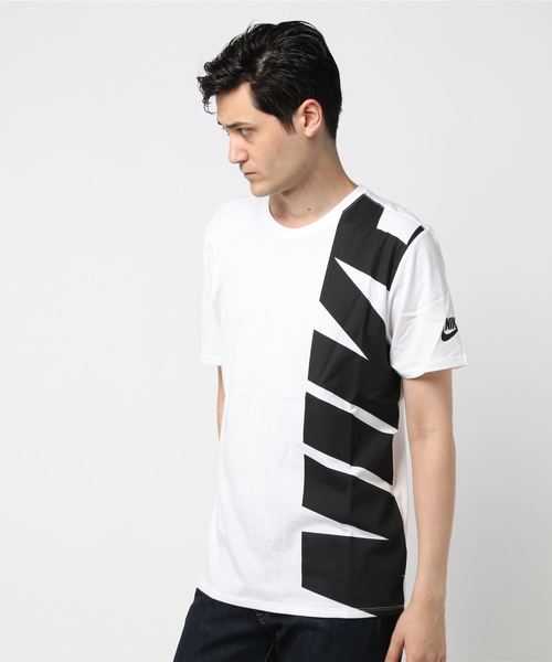 ナイキ　シャツ NIKE（ナイキ）の「ナイキ ハイブリッド Tシャツ 911967（T