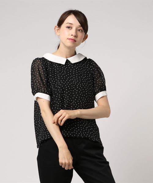 earth music&ecology（アースミュージックアンドエコロジー）の「・フラワープリントシャツ衿プルオーバー（シャツ/ブラウス・レディース・ベージュ系その他3/ブラック/アイボリー/ブルー系その他・FREE）」の3枚目の写真