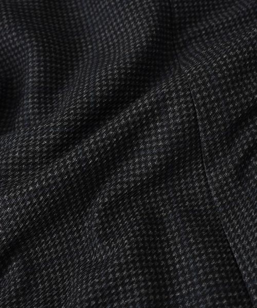 SHIPS（シップス）の「SC: NTS(R) ツイルジャージー ストレッチ セットアップ ジャケット（テーラードジャケット・メンズ・チャコールグレー/ネイビー/ブラウン/グレー・SMALL/MEDIUM/LARGE/X-LARGE）」の7枚目の写真