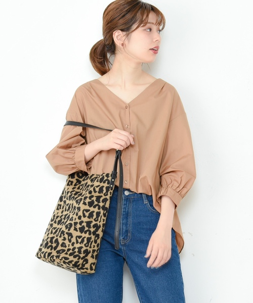 natural couture（ナチュラルクチュール）の「バックフリルシャツブラウス（シャツ/ブラウス・レディース・オフホワイト/その他1/その他2/キャメル・FREE）」の8枚目の写真