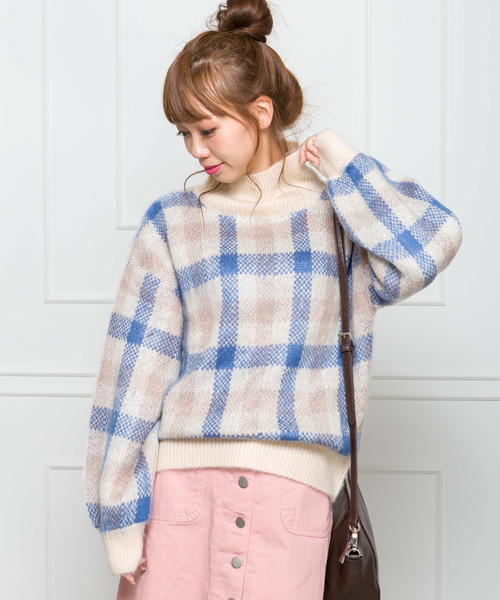 SpRay（スプレイ）の「【WEB限定】チェックジャガードハイネック（ニット/セーター・レディース・ブラック/ブラウン/アイボリー/ボルドー・FREE）」の2枚目の写真