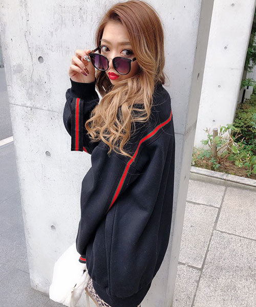 SPIGA（スピーガ）の「ﾗｲﾝﾌﾘｰｽﾄﾚｰﾅｰ（スウェット・レディース・ブラック/オフホワイト/パープル・FREE）」の3枚目の写真