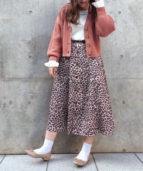 one after another NICE CLAUP（ワンアフターアナザーナイスクラップ）の「スプリングカラー カーディガン（カーディガン/ボレロ・レディース・アイボリー/モカ/ブルー系その他/ライトベージュ/コーラルピンク・FREE）」の6枚目の写真