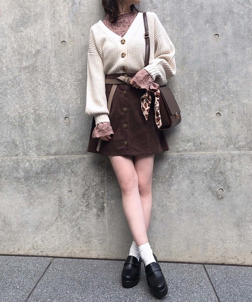 one after another NICE CLAUP（ワンアフターアナザーナイスクラップ）の「スプリングカラー カーディガン（カーディガン/ボレロ・レディース・アイボリー/モカ/ブルー系その他/ライトベージュ/コーラルピンク・FREE）」の19枚目の写真