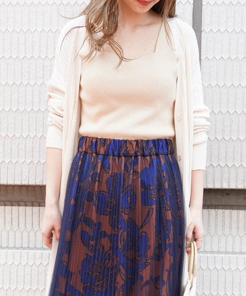 FREE'S MART(フリーズマート)の「◆ウォッシャブル総針スクエアネックノースリーブニット(ニット/セーター・レディース・ブラック/ベージュ/パープル/ブラウン/グリーン・FREE)」の3枚目の写真