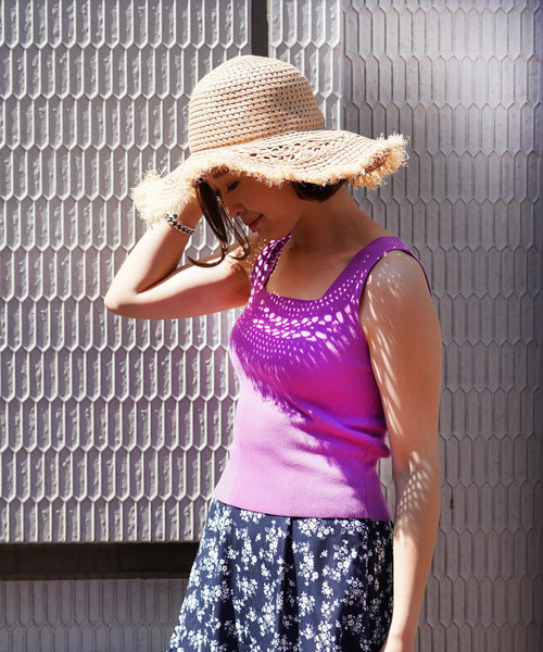 FREE'S MART(フリーズマート)の「◆ウォッシャブル総針スクエアネックノースリーブニット(ニット/セーター・レディース・ブラック/ベージュ/パープル/ブラウン/グリーン・FREE)」の5枚目の写真