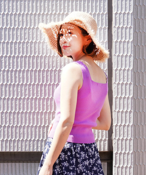 FREE'S MART(フリーズマート)の「◆ウォッシャブル総針スクエアネックノースリーブニット(ニット/セーター・レディース・ブラック/ベージュ/パープル/ブラウン/グリーン・FREE)」の22枚目の写真