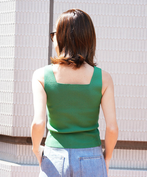 FREE'S MART(フリーズマート)の「◆ウォッシャブル総針スクエアネックノースリーブニット(ニット/セーター・レディース・ブラック/ベージュ/パープル/ブラウン/グリーン・FREE)」の12枚目の写真