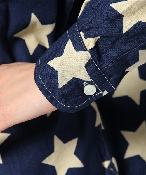 BEAMS BOY（ビームスボーイ）の「Sanca / インディゴプリント BIGシャツ（シャツ/ブラウス・レディース・インディゴブルー・ONE SIZE）」の9枚目の写真