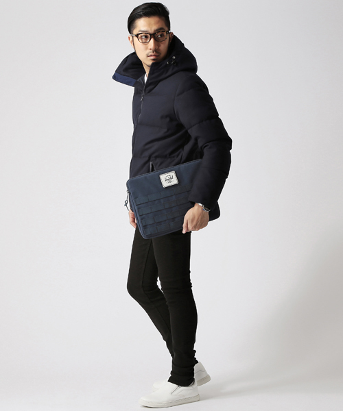 BEAMS（ビームス）の「Herschel×BEAMS / 別注 “GOLDMANS”（クラッチバッグ・メンズ・ブラック/アーミー/ネイビー・ONE SIZE）」の14枚目の写真