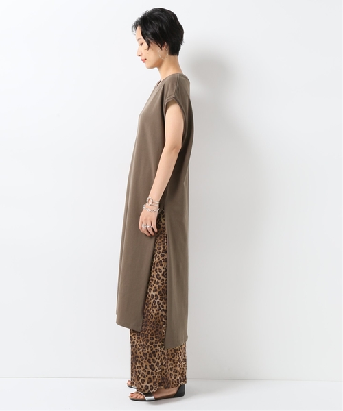 JOURNAL STANDARD（ジャーナルスタンダード）の「シングルジャージー クルーネックノースリーブスリットロングワンピース◆2（ワンピース・レディース・ホワイト/ブラック/ブラウン/ワインレッド・FREE）」の13枚目の写真