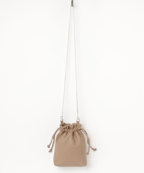 Aunt Marie's(アントマリーズ)の「AUNT MARIE'S ミニ巾着チェーンバッグ(ショルダーバッグ・レディース・ブラック/ベージュ/ナチュラル・FREE)」の4枚目の写真