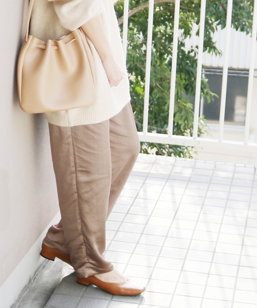reca(レカ)の「サテンタックパンツ(その他パンツ・レディース・ベージュ/カーキ/ラベンダー・M)」の15枚目の写真