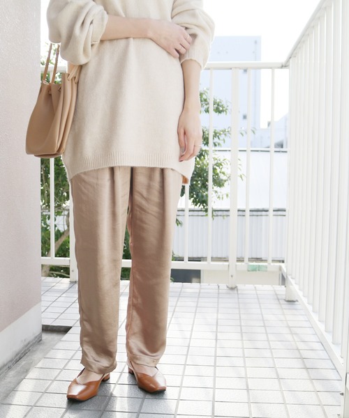 reca(レカ)の「サテンタックパンツ(その他パンツ・レディース・ベージュ/カーキ/ラベンダー・M)」の14枚目の写真