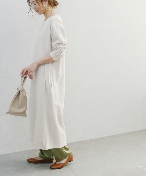 reca(レカ)の「サテンタックパンツ(その他パンツ・レディース・ベージュ/カーキ/ラベンダー・M)」の18枚目の写真