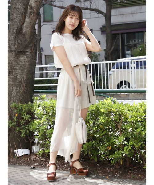 dazzlin(ダズリン)の「プリーツドロストレイヤードトップス(シャツ/ブラウス・レディース・ブラック/ブルー/アイボリー・FREE)」の7枚目の写真