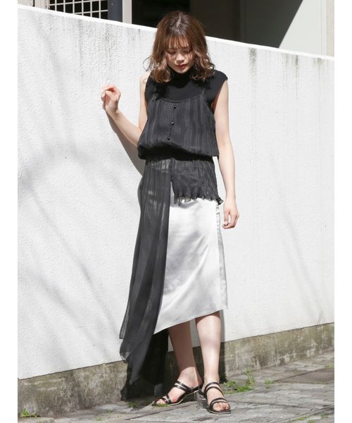 dazzlin(ダズリン)の「プリーツドロストレイヤードトップス(シャツ/ブラウス・レディース・ブラック/ブルー/アイボリー・FREE)」の10枚目の写真