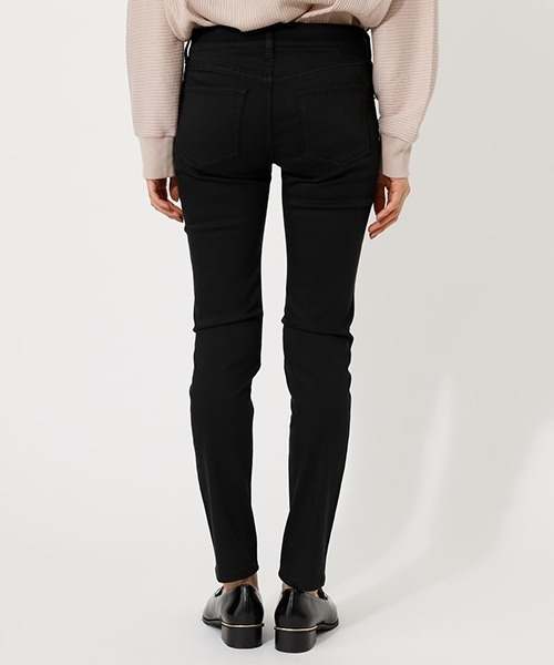 AZUL by moussy（アズールバイマウジー）の「STRETCH COLOR SKINNY/ストレッチカラースキニー（その他パンツ・レディース・オフホワイト/ブラック・MEDIUM/LARGE/SMALL/X-SMALL）」の15枚目の写真