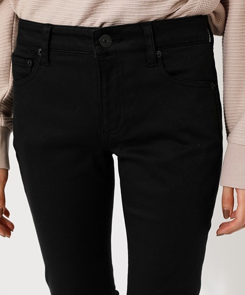 AZUL by moussy（アズールバイマウジー）の「STRETCH COLOR SKINNY/ストレッチカラースキニー（その他パンツ・レディース・オフホワイト/ブラック・MEDIUM/LARGE/SMALL/X-SMALL）」の16枚目の写真