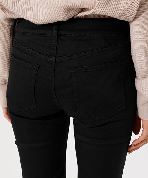 AZUL by moussy（アズールバイマウジー）の「STRETCH COLOR SKINNY/ストレッチカラースキニー（その他パンツ・レディース・オフホワイト/ブラック・MEDIUM/LARGE/SMALL/X-SMALL）」の17枚目の写真