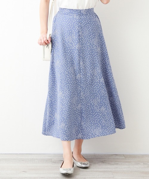 CHARM BERRY TIC（チャームベリーチック）の「ランダムドットフレアスカート（スカート・レディース・オフホワイト/ブルー/ミント/ブラック・M/L）」の4枚目の写真
