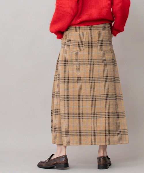 Munich（ミューニック）の「コットンシェニールチェック　タックマキシスカート（スカート・レディース・ブラック/ベージュ・S/M/XS）」の9枚目の写真