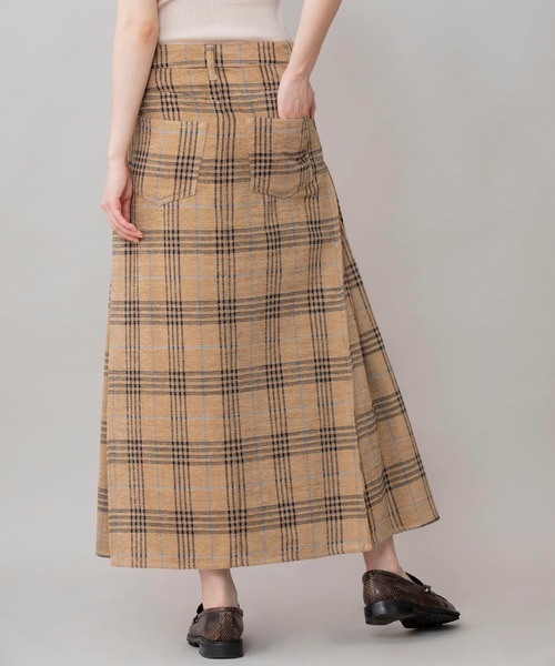 Munich（ミューニック）の「コットンシェニールチェック　タックマキシスカート（スカート・レディース・ブラック/ベージュ・S/M/XS）」の13枚目の写真