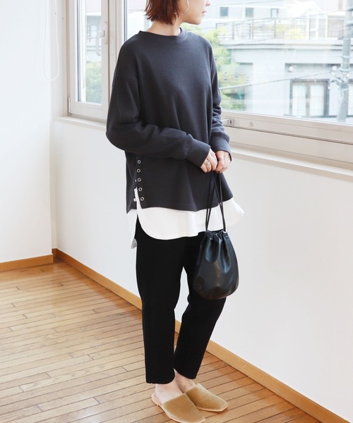 andme(アンドミー)の「ワッフル長袖サイドボタンTシャツ(Tシャツ/カットソー・レディース・グレー系その他/ベージュ/ブラック/チャコールグレー/アイボリー・M)」の13枚目の写真