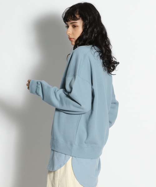 niko and...(ニコアンド)の「ヘムテイル重ね裏毛プルオーバー(Tシャツ/カットソー・レディース・ブラック/アイボリー/ライトブルー・LARGE/MEDIUM)」の4枚目の写真