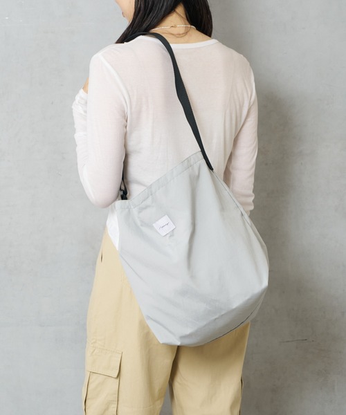 BIRTHDAY BAR（バースデイバー）の「保冷ワンショルダー エコバッグ（エコバッグ/サブバッグ・レディース・ブラック/ベージュ/グレー/ブルー/Black/ライトグレー/ダークグレー・フリー）」の22枚目の写真