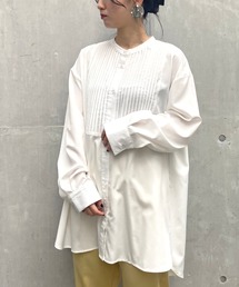 フロントタック入りスタンドカラークラシカルシャツ