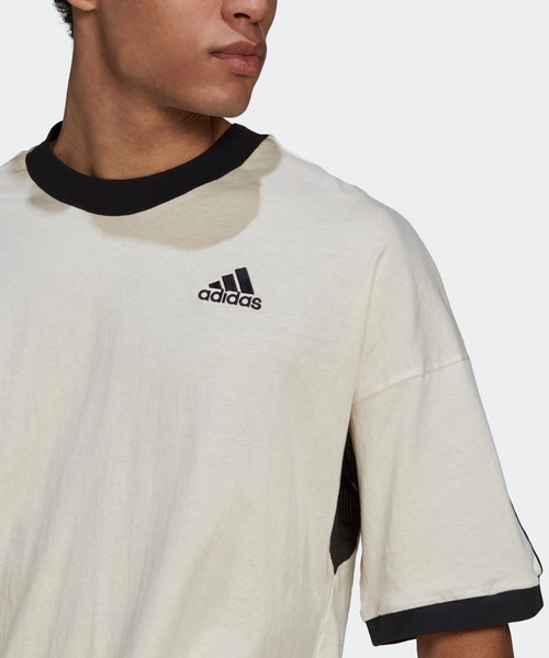 adidas（アディダス）の「アディダス スポーツウェア リサイクルコットン 半袖Tシャツ [adidas Sportswear Recycled Cotton Tee]（Tシャツ/カットソー・メンズ・オフホワイト・SMALL/X-SMALL/LARGE/MEDIUM/X-LARGE/XX-LARGE）」の4枚目の写真