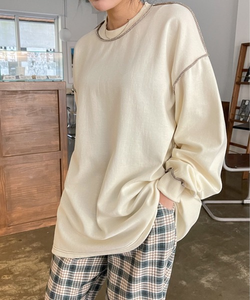 SONA（ソナ）の「3rd Spring×SONYUNARAコラボ ステッチゆるフィットTシャツ（Tシャツ/カットソー・レディース・ホワイト/チャコールグレー/ブラック/クリーム・FREE）」の4枚目の写真