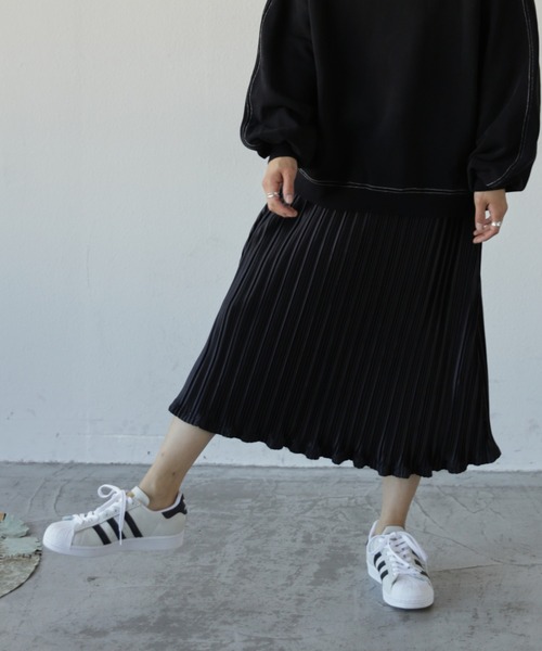 Auntie Rosa Holiday（アンティローザホリデー）の「ワッシャープリーツスカート（スカート・レディース・ブラック/ベージュ/グリーン・MEDIUM/LARGE）」の4枚目の写真