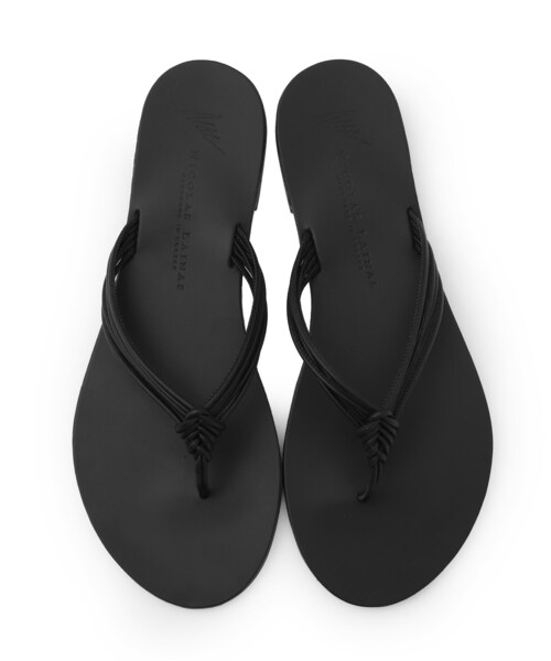 DRESSTERIOR(ドレステリア)の「◆【GINGER8月号/eclat・otonaMUSE5月号掲載】NICOLAS LAINAS(ニコラスライナス)フラットサンダル(サンダル・レディース・ブラック・50/80/70/60)」の5枚目の写真