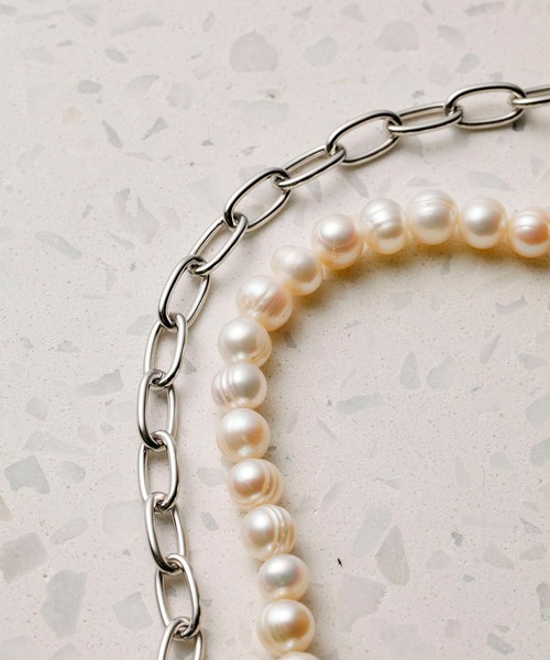 MAIN ATTRACTION(メインアトラクション)の「【MAIN ATTRACTION】Pearl Double Bracelet(ブレスレット・メンズ・ホワイト・FREE)」の4枚目の写真