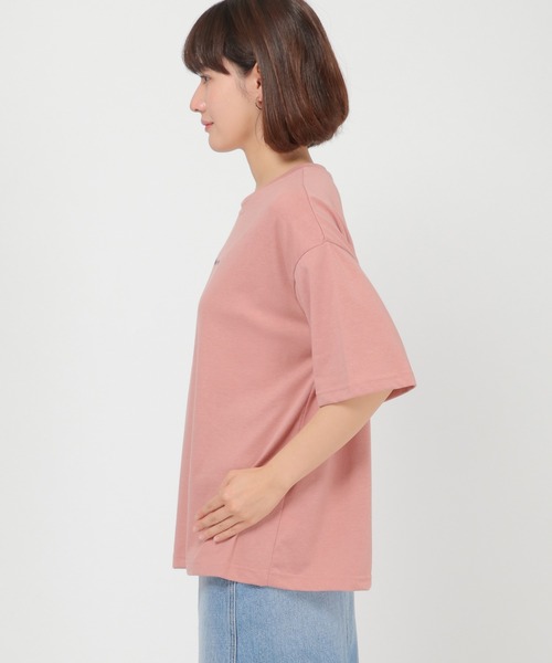 ikka(イッカ)の「タケウチアツシコラボアウトドアTシャツ LADIES(薪割り)(Tシャツ/カットソー・レディース・ベージュ/オフホワイト/ピンク・S/M/L/XL)」の15枚目の写真