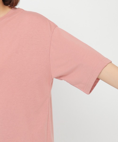 ikka(イッカ)の「タケウチアツシコラボアウトドアTシャツ LADIES(薪割り)(Tシャツ/カットソー・レディース・ベージュ/オフホワイト/ピンク・S/M/L/XL)」の18枚目の写真